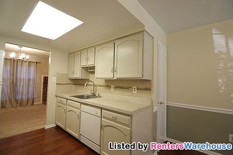 5th image of 4446 Chase Park Ct