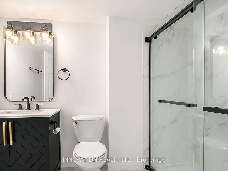 21 Parkside Cres #B — Photo 6
