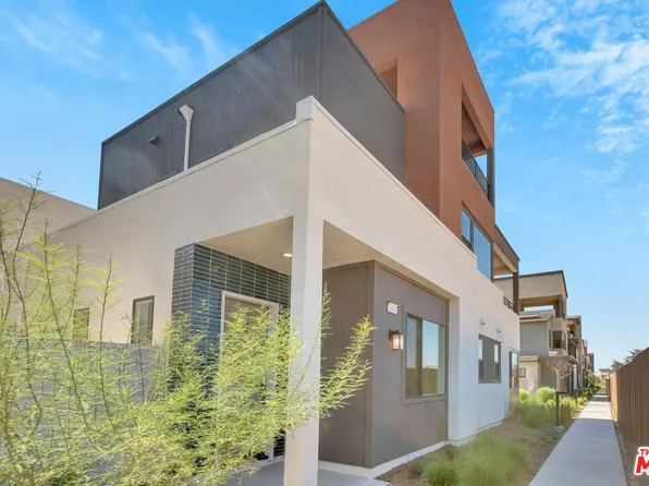 26887 Goldfinch Ln, Valencia, CA 91381