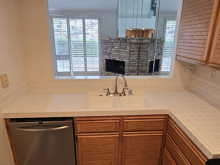 22236 Horizon Pl — Photo 13