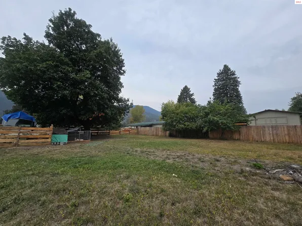 176 Mill Rd, Troy, MT 59935