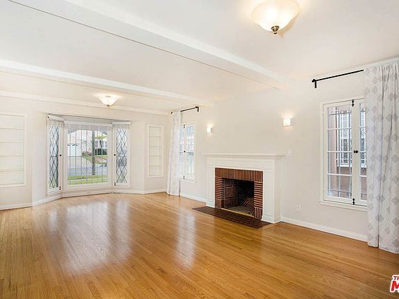 3rd image of 4142 S Victoria Ave