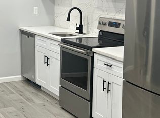 1724 W Diamond St #2, Philadelphia, PA 19121