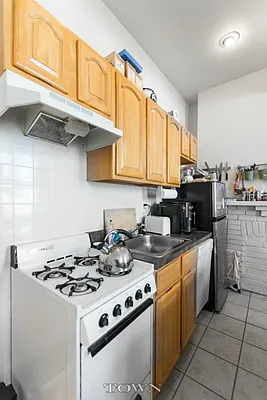 Rented by Town Residential | media 11