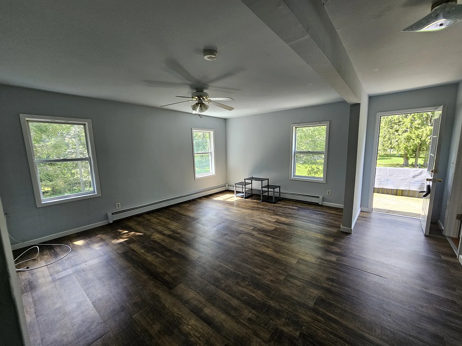 2 bed, 950 sqft, $1,500 — Photo 2