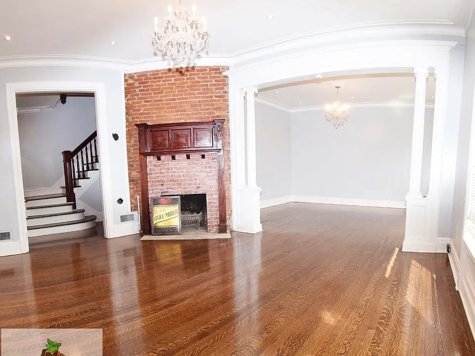 121 Murray St