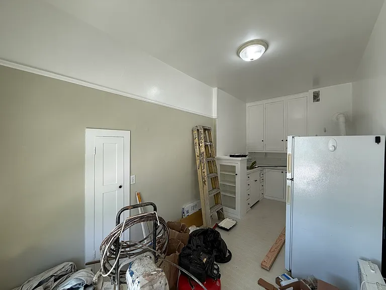 2451 Le Conte — Photo 7