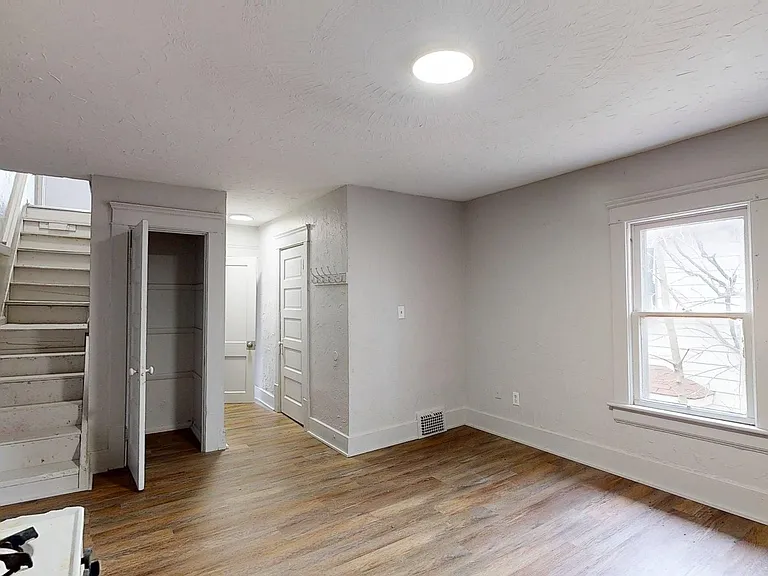 1141 McKinley Ave — Photo 26