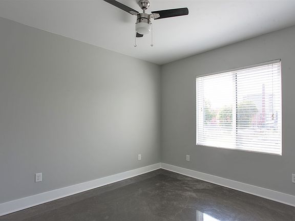 3rd image of 1903 Jefferson St APT 200