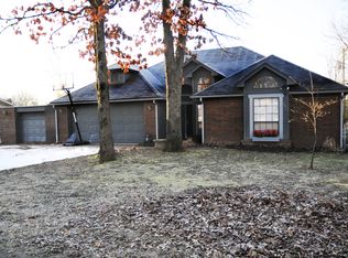 1960 W Twin Springs St, Siloam Springs, AR 72761