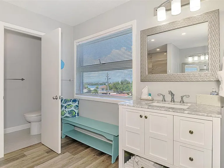 2400 N Beach Rd #17 — Photo 31