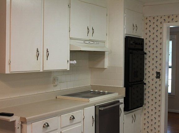 2nd image of 1005 Glenwood St