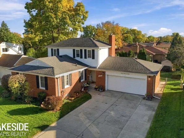 19016 Spindler Ave, Eastpointe, MI 48021