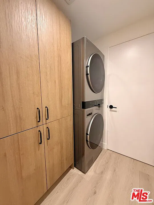 3 bed, 2.0 bath, 1200 sqft, $4,850 — Photo 4