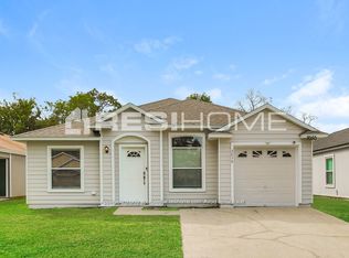 3050 Wavering Ln, Middleburg, FL 32068
