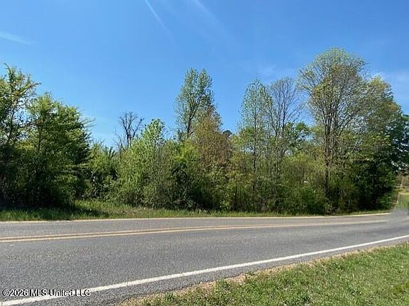 3rd image of E Tate Rd