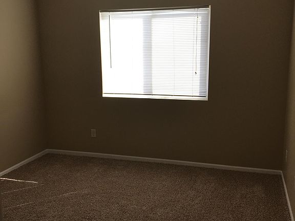 5th image of 1825 SW White Birch Cir Unit 2