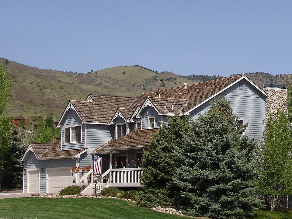 6282 square feet, southern exposure, cul-de-sac!