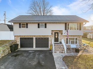 1058 N Sandy Hook Rd, Paoli, IN 47454