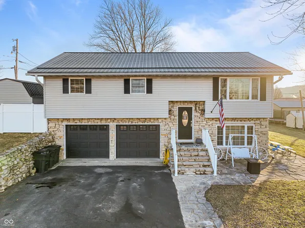 1058 N Sandy Hook Rd, Paoli, IN 47454