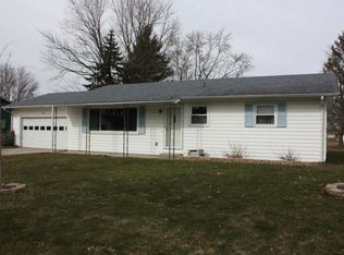 812 Nottingham Rd, Sturgis, MI 49091