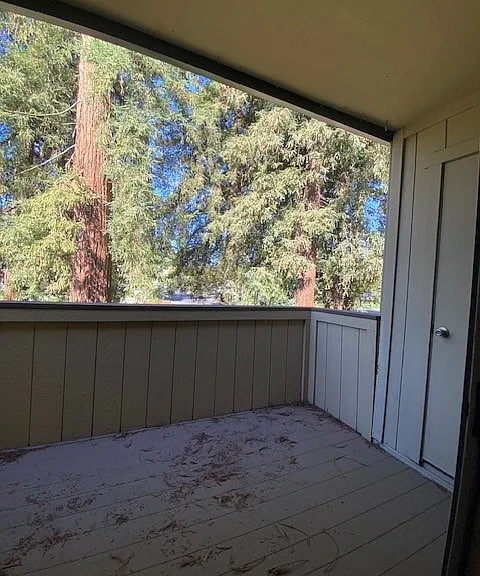 Sierra Woods Apartments — Photo 17