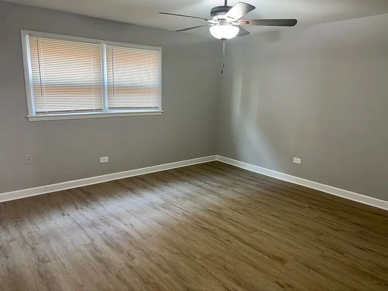 7712 S Harlem Ave #2C — Photo 6