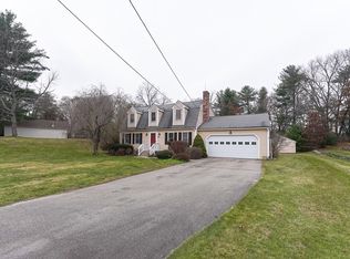 14 Reservoir Dr, Bellingham, MA 02019