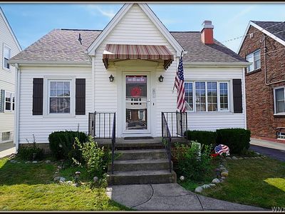 81 Brookside Dr, Buffalo, NY, 14220