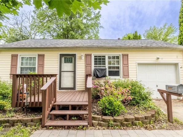1232 E 362nd St, Eastlake, OH 44095