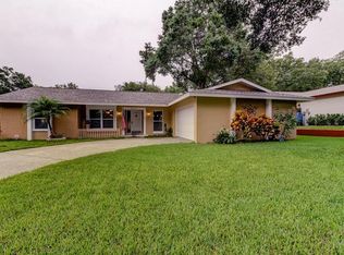 2864 Rustic Oaks Dr, Palm Harbor, FL 34684