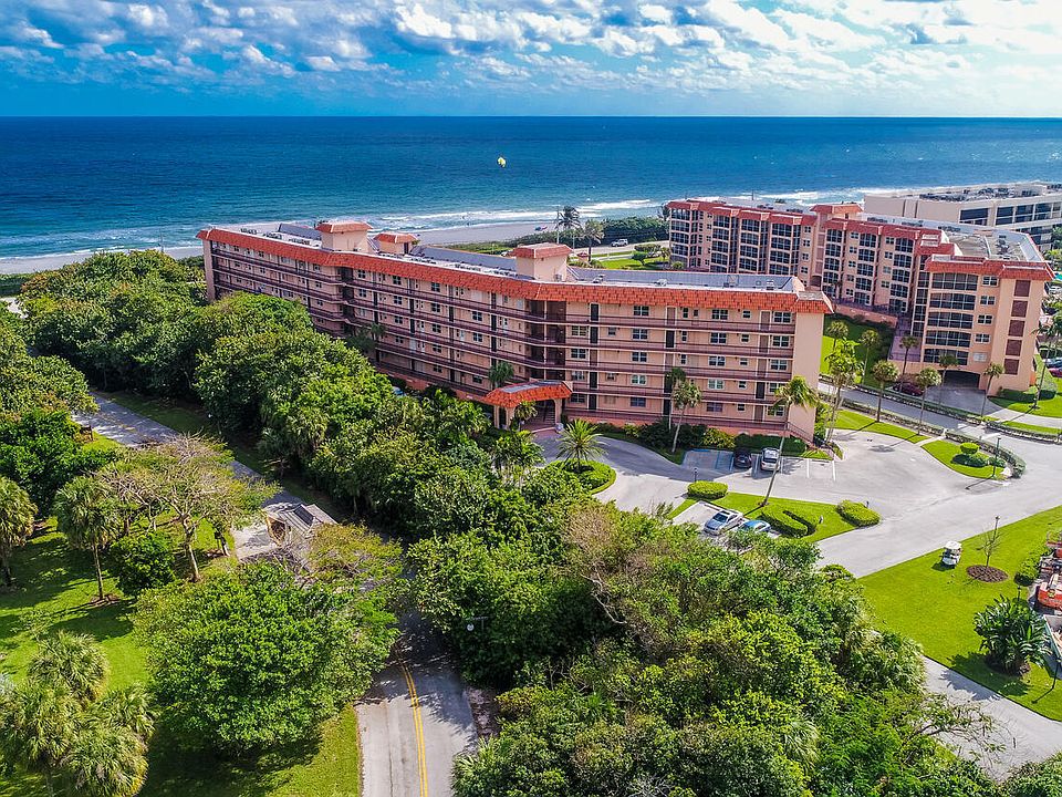 Home For Sale In San Remo