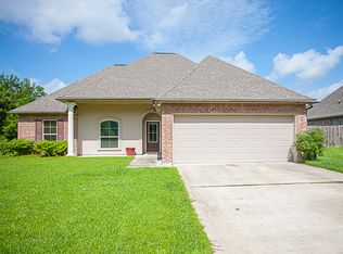 39449 Brighton Park Dr, Ponchatoula, LA 70454