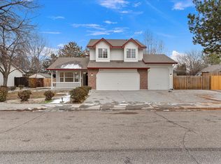 692 S Winthrop Way, Boise, ID 83709
