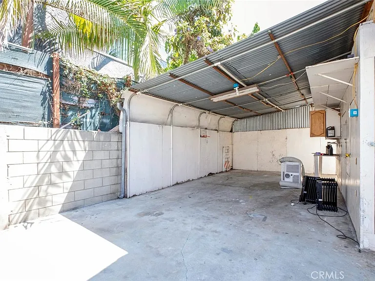 4927 Lexington Ave — Photo 7