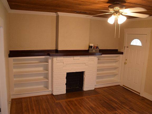 2nd image of 5121 Birchman Ave APT A