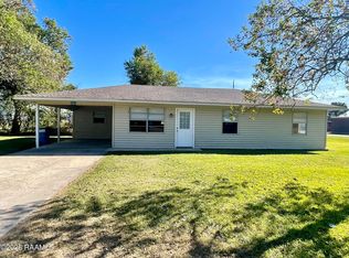 1084 Red Barn Rd, Breaux Bridge, LA 70517