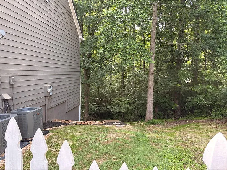 5706 Amberside Ln — Photo 54
