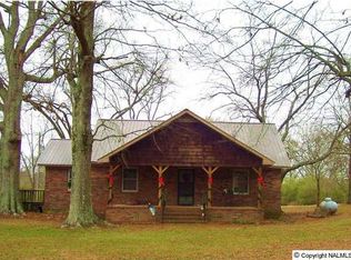 495 Mark Whitt Rd, Boaz, AL 35956