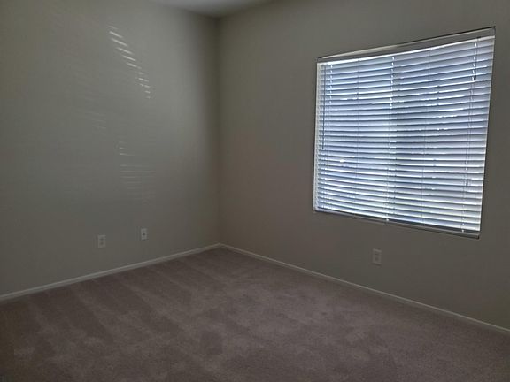 4th image of 10679 Jaggery St