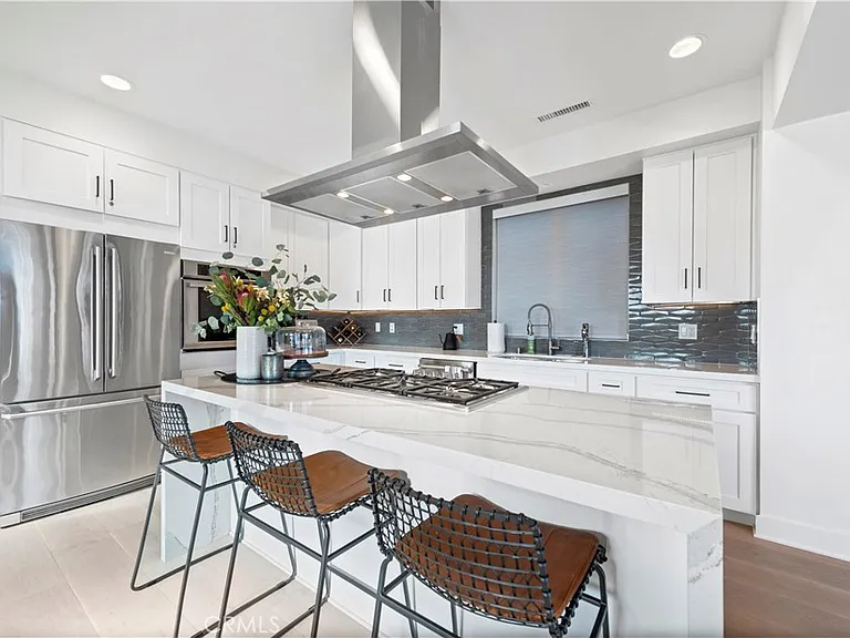 415 Marguerite Ave — Photo 22