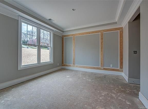 5th image of 2841 Scarborough Ct