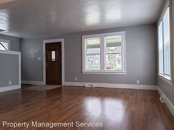 4th image of 123 E Eckman St