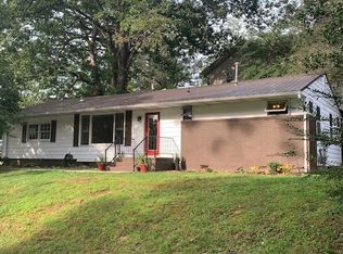 665 Maple St, Brevard, NC 28712