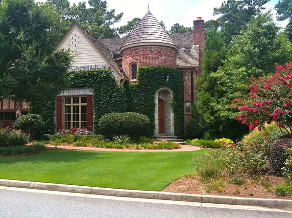 190 Ardsley Ln, Alpharetta, GA 30005