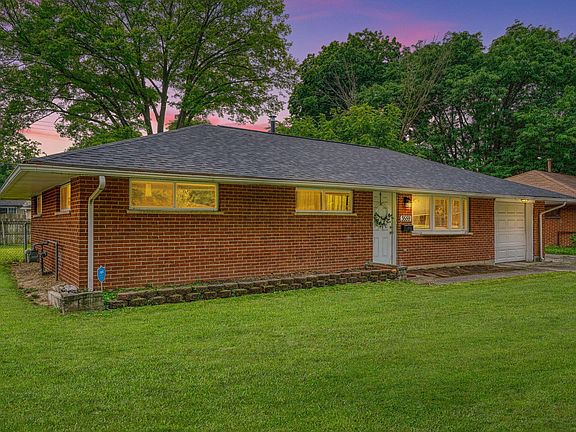 2nd image of 3559 Roswell Dr