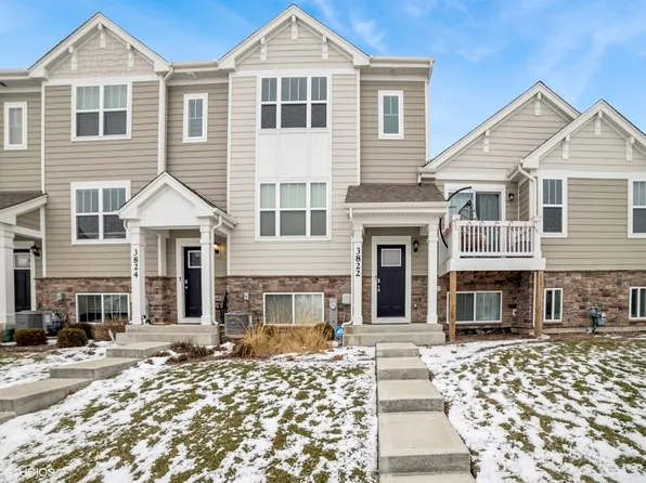 3822 Currant Ln, Elgin, IL 60124