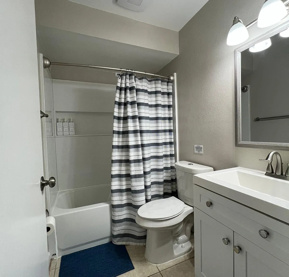 101 Lake Hunter Dr — Photo 4