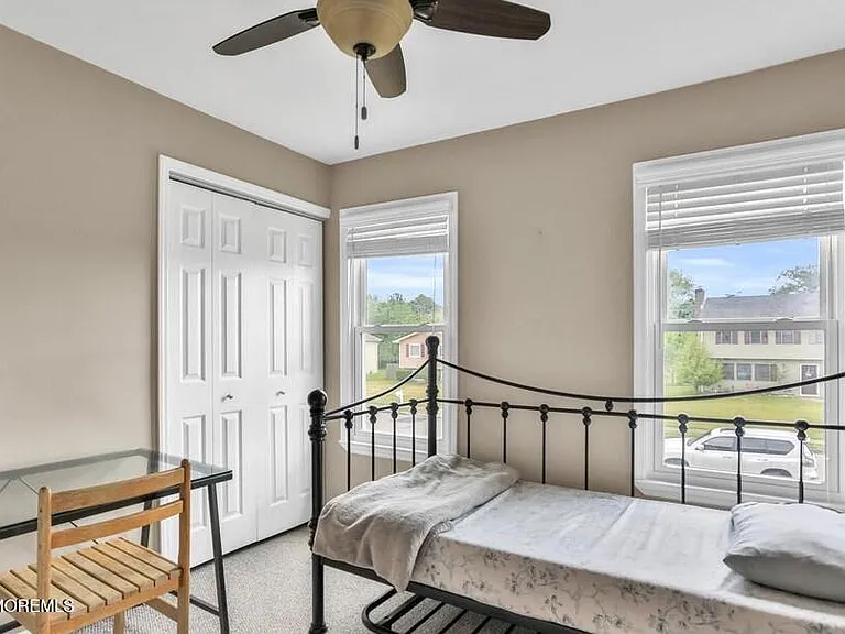 960 Green Hill Blvd — Photo 47