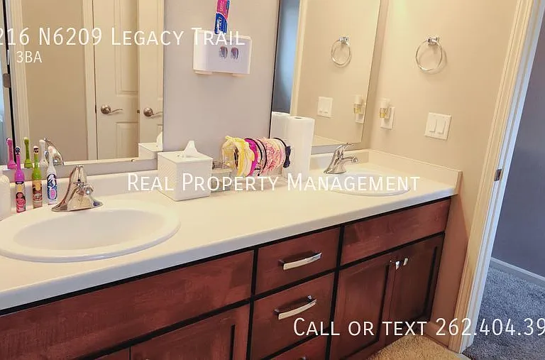 W216N6209 Legacy Trl — Photo 17